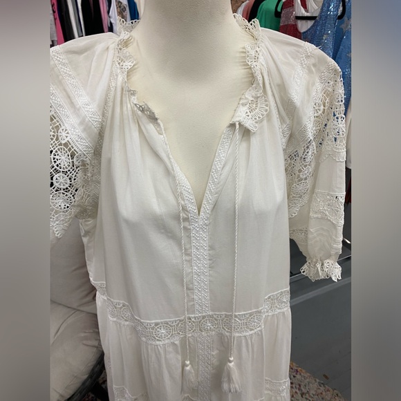 En Saison Tiered Lace Detail Midi Dress - Picture 3 of 13